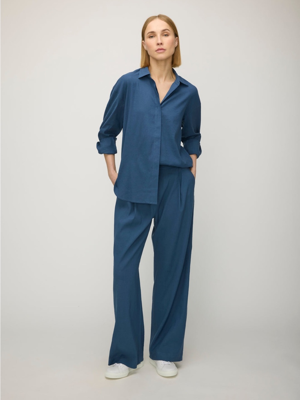 KIT + ACE - Modern Ease Linen-blend set in Deep Ocean Blue. Medium